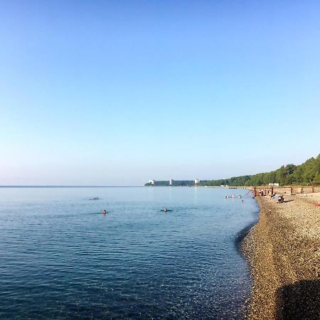 Hotel Solntse Abkhazii Lidzava Exteriör bild