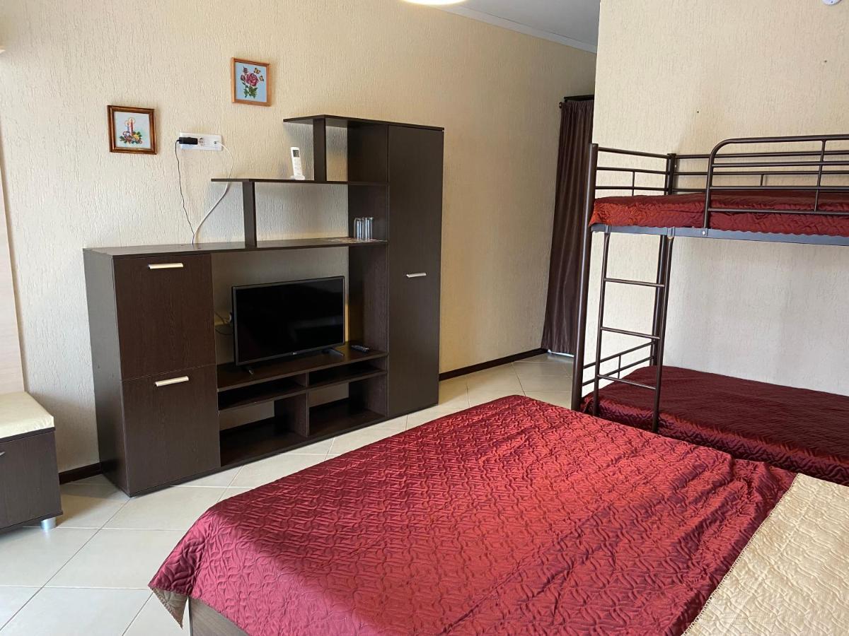 Hotel Solntse Abkhazii Lidzava Exteriör bild