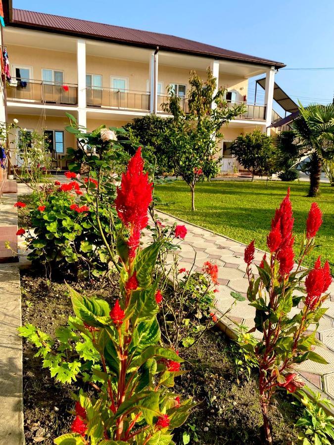 Hotel Solntse Abkhazii Lidzava Exteriör bild