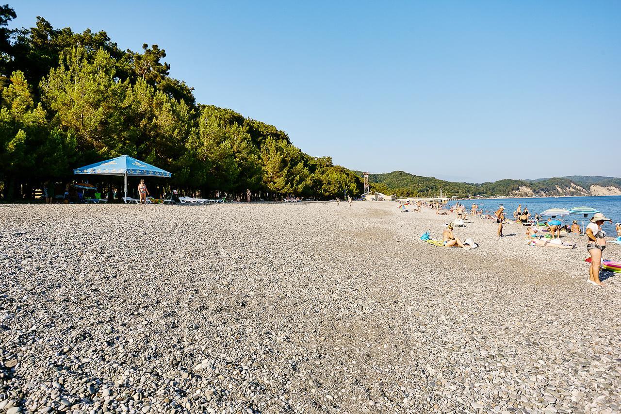 Hotel Solntse Abkhazii Lidzava Exteriör bild
